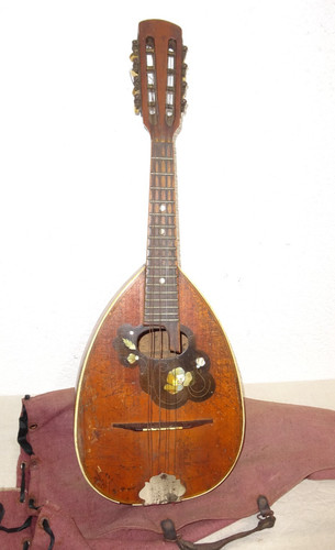 Vecchio mandolino circa - mandolino,