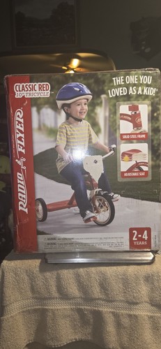 Triciclo rosso classico