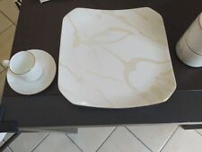 Domino Margot Gold da 12 Fine Bone China servizio