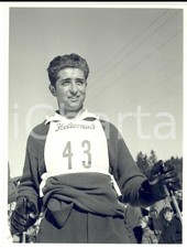 1960 ca SWITZERLAND Campionati SCI ALPINO Werner SCHMID pronto per la gara