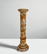 Colonna piedistallo in pietra marmorea alabastrina / Arte antica