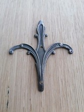 Antico Fregio In Ottone Lavorato Per Decorazione Mobili Giglio Fiorentino