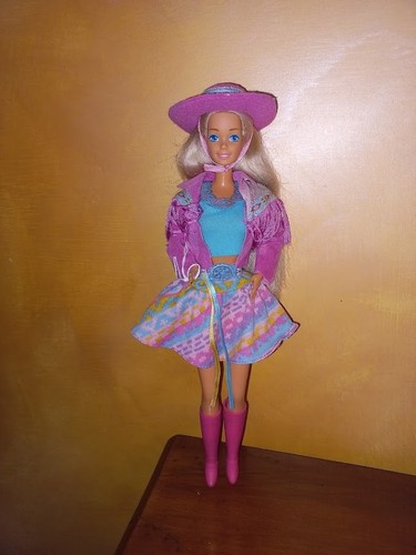 Barbie western fun china 1989 - barbie,