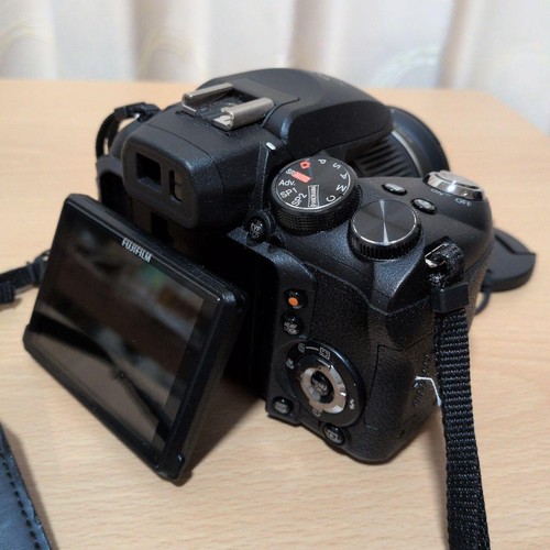 Fotocamera digitale compatta