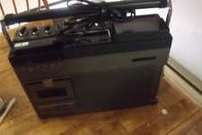 Radio-cassette portatile