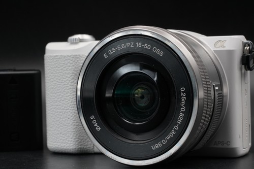 12191 tagli sony a5100 - tagli!,