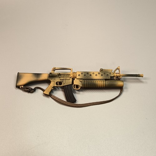 Camo m16 assault - 1/6, rifle