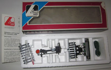 LIMA 600030 SEMAFORO A COLONNA A 2 LUCI CON COMANDO E BINARI  1:87 H0 HO