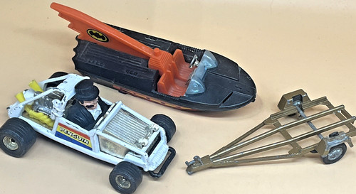 Corgi 107 glastron batboat - corgi,