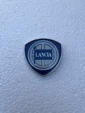 Fregio Logo Stemma Emblema Anteriore Lancia Ypsilon Musa 2003>2006 Biadesivo