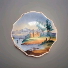 Antico piattino in porcellana dipinto a mano in miniatura 1870