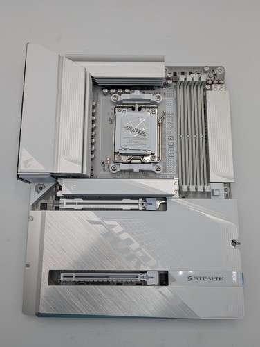 Gigabyte b850 aorus stealth - gigabyte,