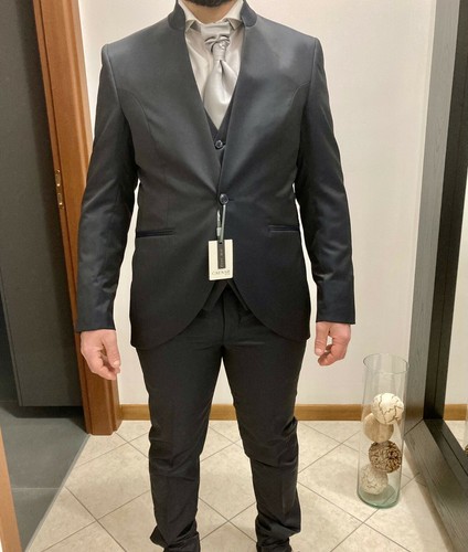 Vestito sposo uomo