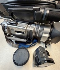 Videocamera Sony DCR-VX2000 con custodia + extra molto pulita vedi foto! Testato. Funziona!