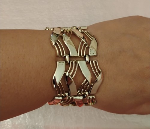 Bracciale vintage tono oro