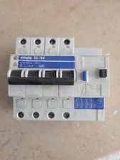 D764 INTERRUTTORE