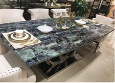 Piano del tavolo del soggiorno