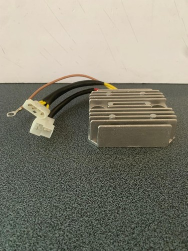 Regolatore tensione dze - regolatore,