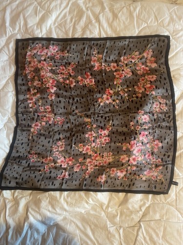 Carré soie foulard ungaro - carré,
