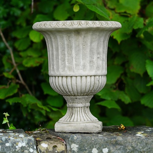 Urna pietra vittoriana - in,
