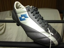 Women's Soccer Cleats Lotto
