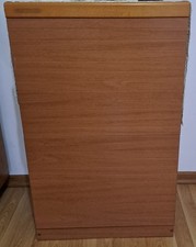 Foppapedretti Mobile stiro (149x55x86cm) "Lo stiro" color noce ottimo stato ·