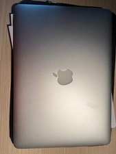 Apple MacBook Air 13,3" (128GB SSD, Intel Core i7 dual core, 1,70 GHz, 8GB).