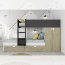 Cameretta con letto a castello