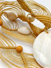 COLLANA HAND MADE , INTRECCIO CON MADREPERLA E SEMI , MATERIALE RICICLATO