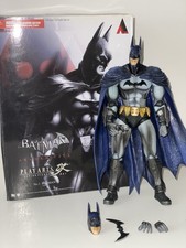Batman Arkham City Play Arts Kai No.1 action figure Square Enix LEGGI
