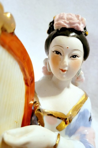 Statuina orientale giapponese