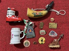 Lotto 13 spille medaglie stemmi epoca '60 '90 Scuola Italiana Sci varie località