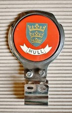 Vintage car badge " HULL" (GB). Clip per paracolpi LAMBRETTE e/o VESPE !  