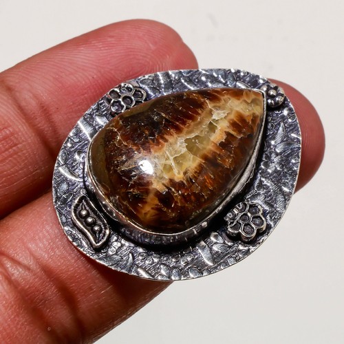 Anello con pietre preziose
