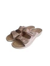 Ciabatte da donna con strappo