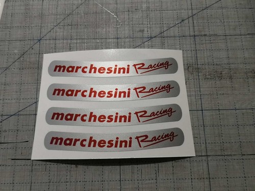 Set adesivi per - set, cerchi