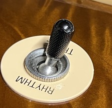 Punta interruttore zigrinata NERA NICHEL per Gibson® Les Paul taglia US 8/32 Kinnatone