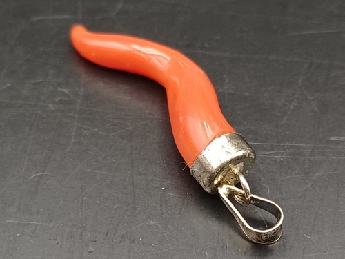 Ciondolo pendente corno porta - pendente,