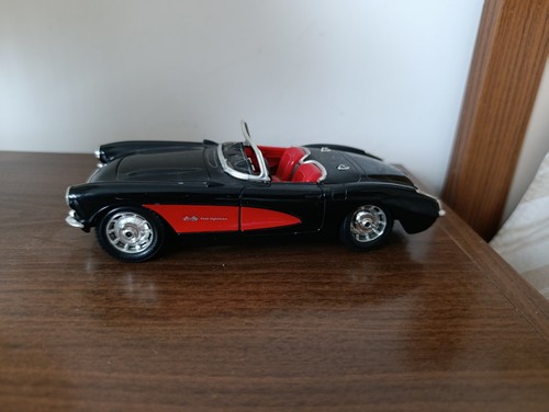 Auto chevrolet corvette 1957