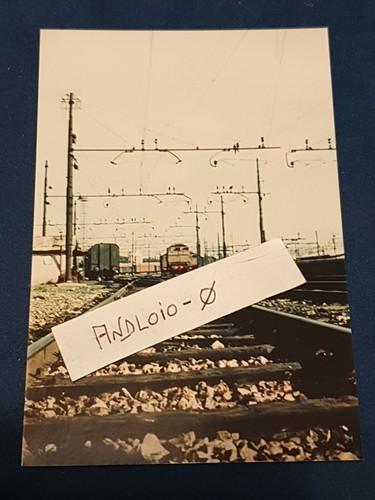 Fotografia deposito locomotive - fotografia,