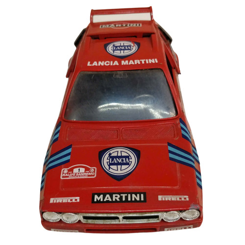 Burago lancia delta - s4, martini