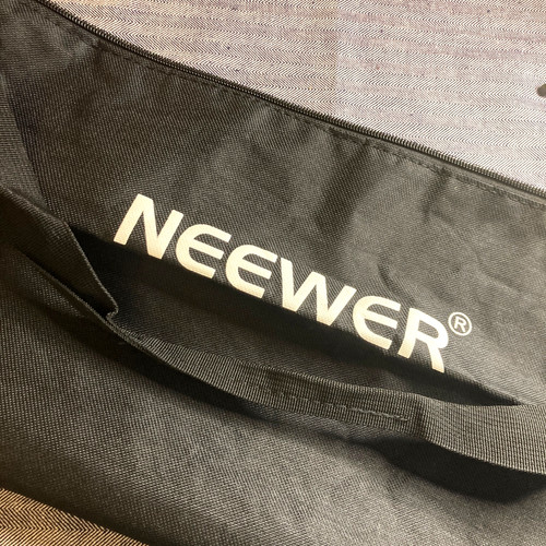 Neewer diametro foto - 29",