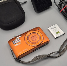 Nikon CoolPix S3500 Orange
