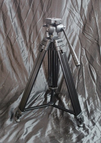 Libec 650hd treppiede in - treppiede,