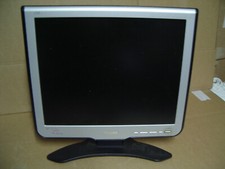 Monitor 17" Philips LCD 170C6 completo di base ottime condizioni