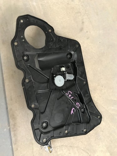 Nissan serena c25 - nissan,