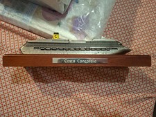 modellino nave costa concordia