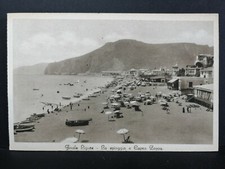 Cartolina Finale Ligure la spiaggia e Capra Zoppa Barche Animata GB315