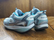 Sketchers 2010 Shape Ups 12320
