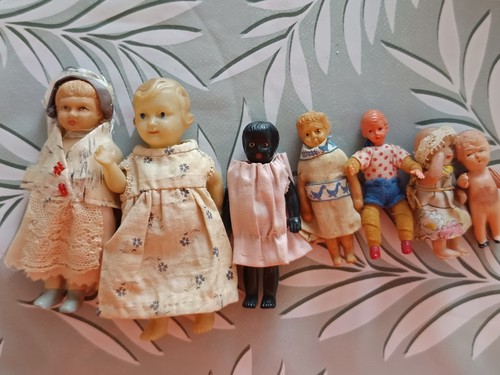 Lot poupées et - poupées, bébés